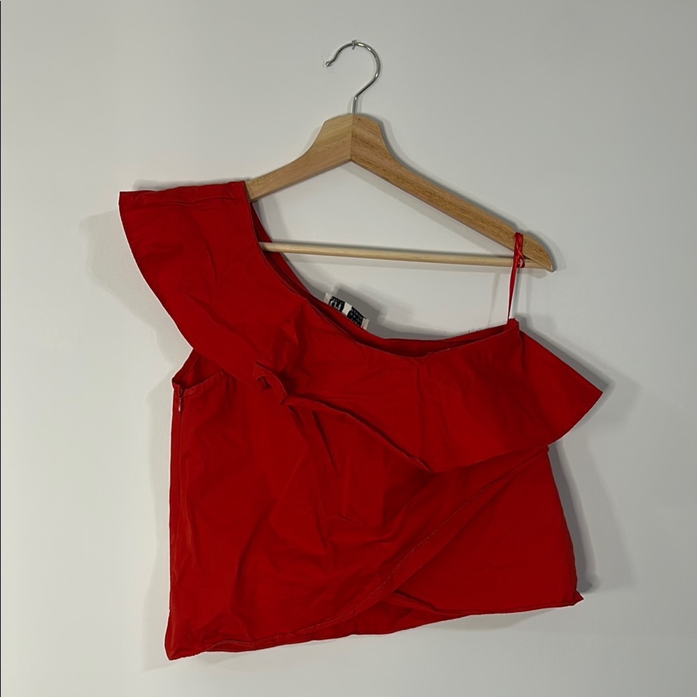 Zara Red Asymmetrical Ruffled Sleeveless Blouse